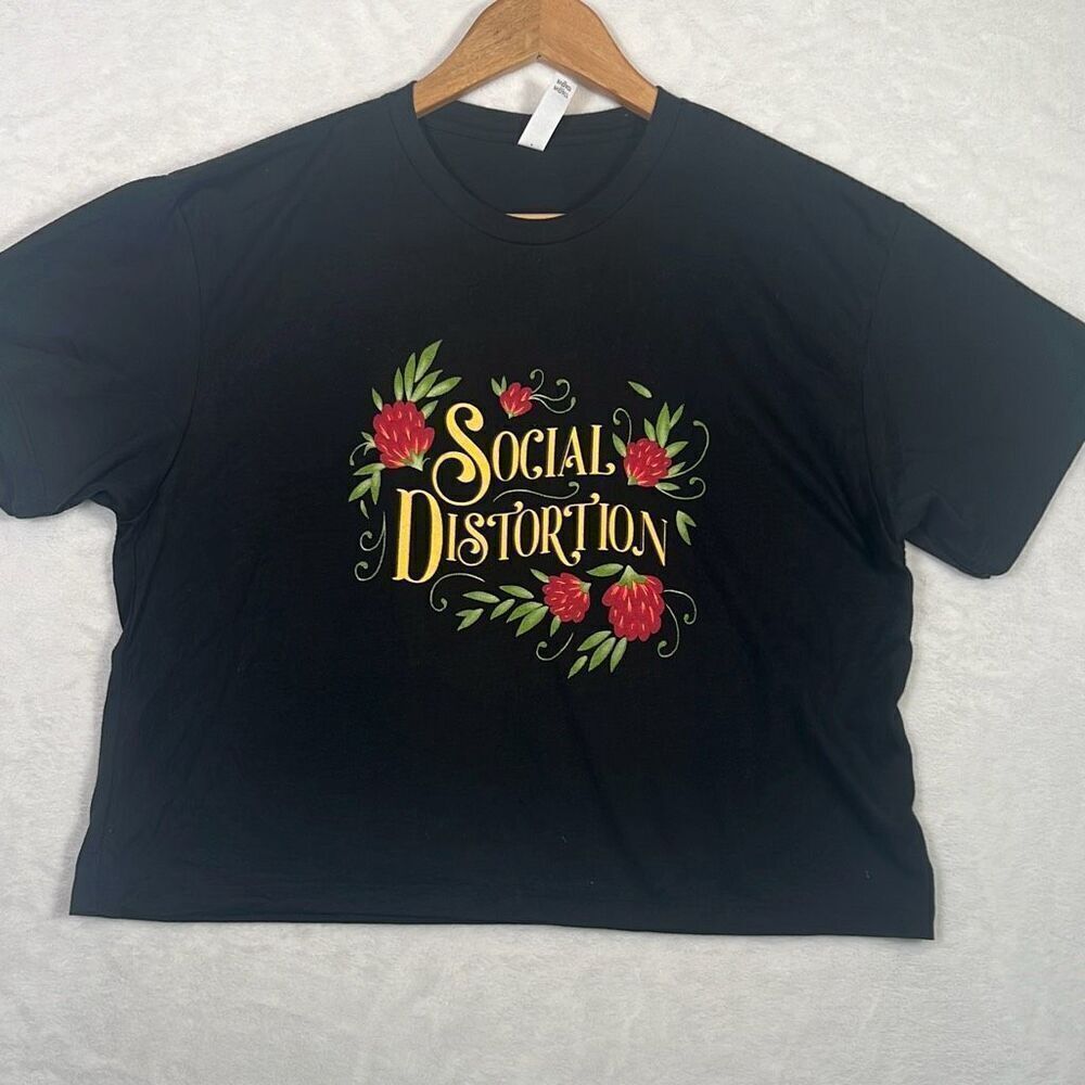 Social Distortion concert release black floral women crop‎ top T-shirt women Med